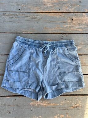Universal Thread Light Blue Medium High-Waist Drawstring Shorts